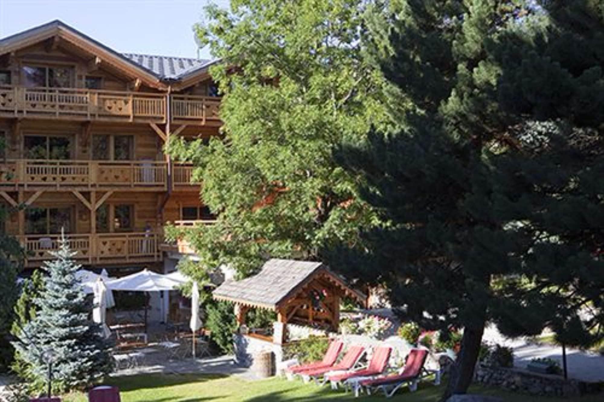Hotel Chalet Mounier Ле дез Альп Экстерьер фото